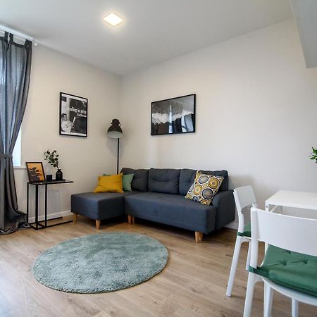 Ferienwohnung Modern 1Br / Near Gates Of Dawn / Special Offer Wilna Exterior foto