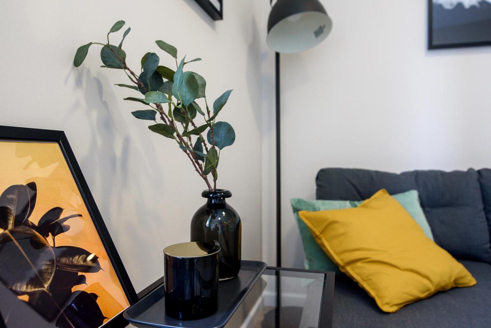 Ferienwohnung Modern 1Br / Near Gates Of Dawn / Special Offer Wilna Exterior foto